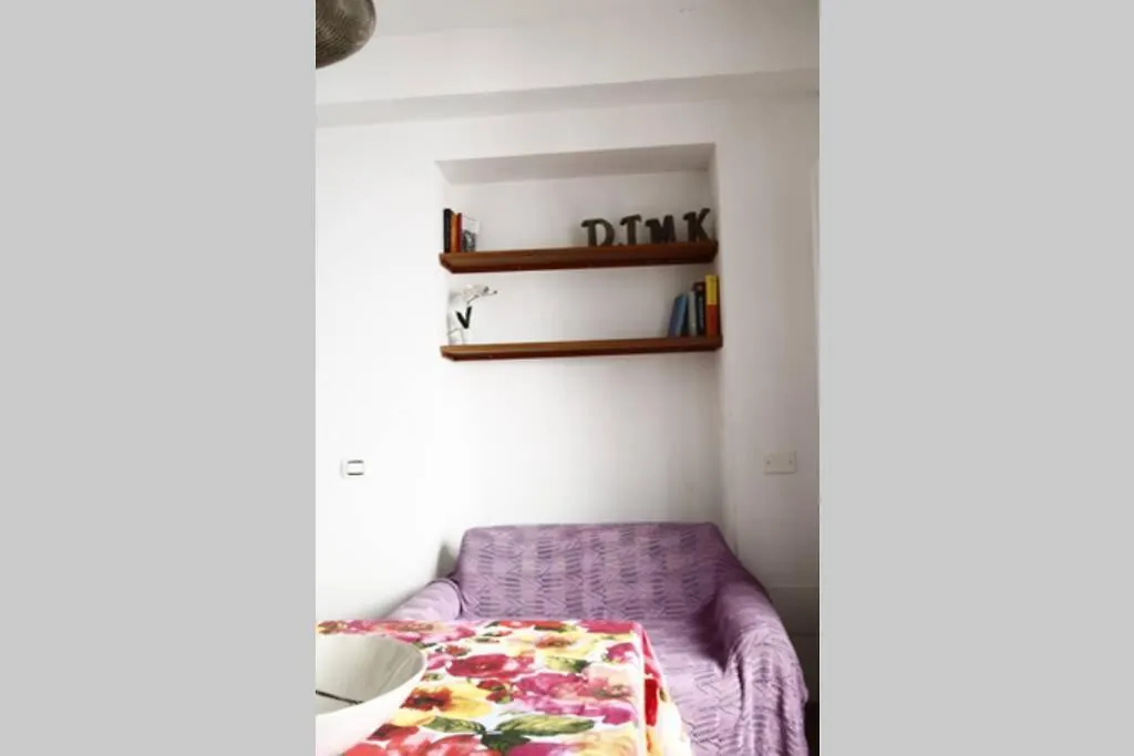 アパート ヴェントゥリーナUna Casa Tra Le Colline E Il Mareアパートメント